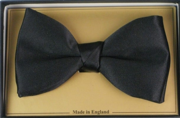 Hunt & Holditch 100% Silk Ready Tied Bow Tie -  Black